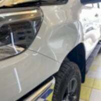Toyota Hilux переднее крыло